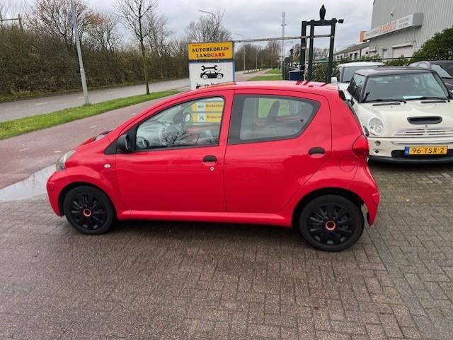 Toyota Aygo 1.0-12v