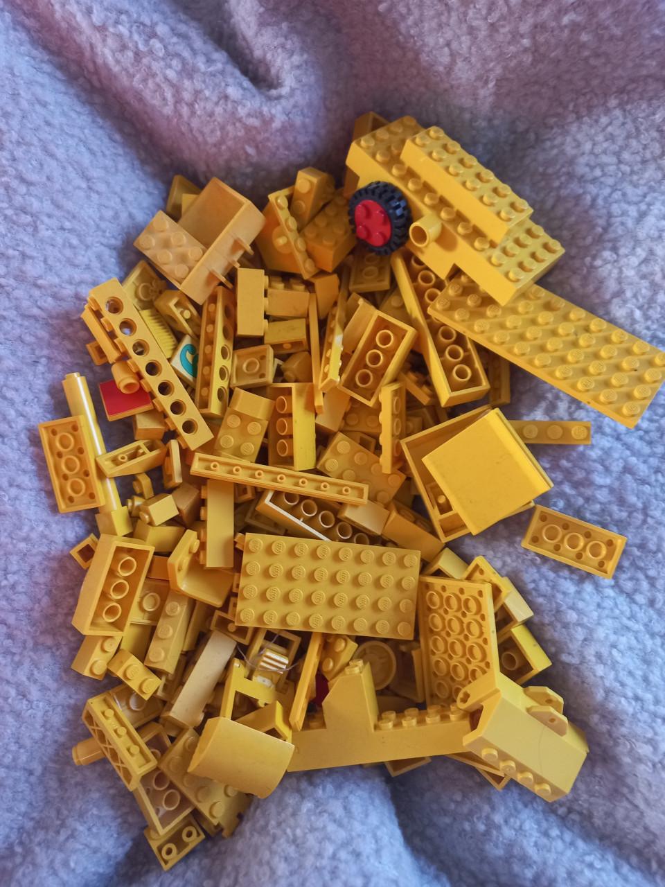 Te koop 4 kg lego
