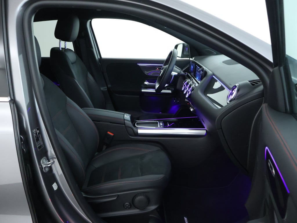 Mercedes-Benz Gla-klasse 250 e amg face lift plug-in hybride | amg line | s
