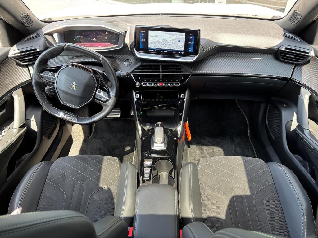 Peugeot 2008 1.2 puretech 130pk gt-line| carplay|camera|panodak|rijklaarpri
