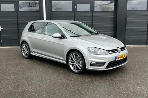 VW Golf7 1.2 tsi R-line pakket 18inch PDC APK 09/26