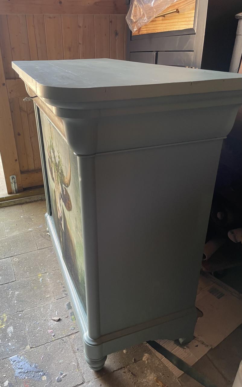 Uniek Kastje met koe “Bessie”