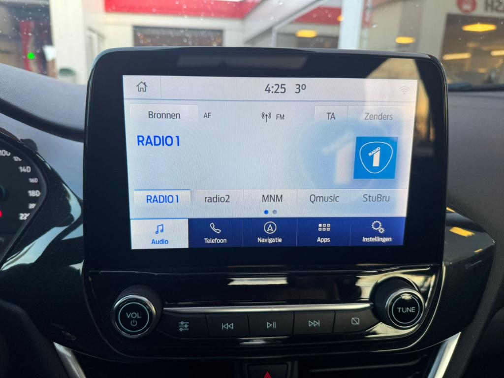 Ford Puma 1.0 ecoboost hybrid titanium