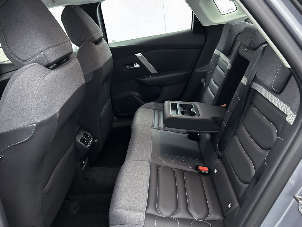 Citroen C4 X hybrid 136 pk automaat business | stoelverwarming