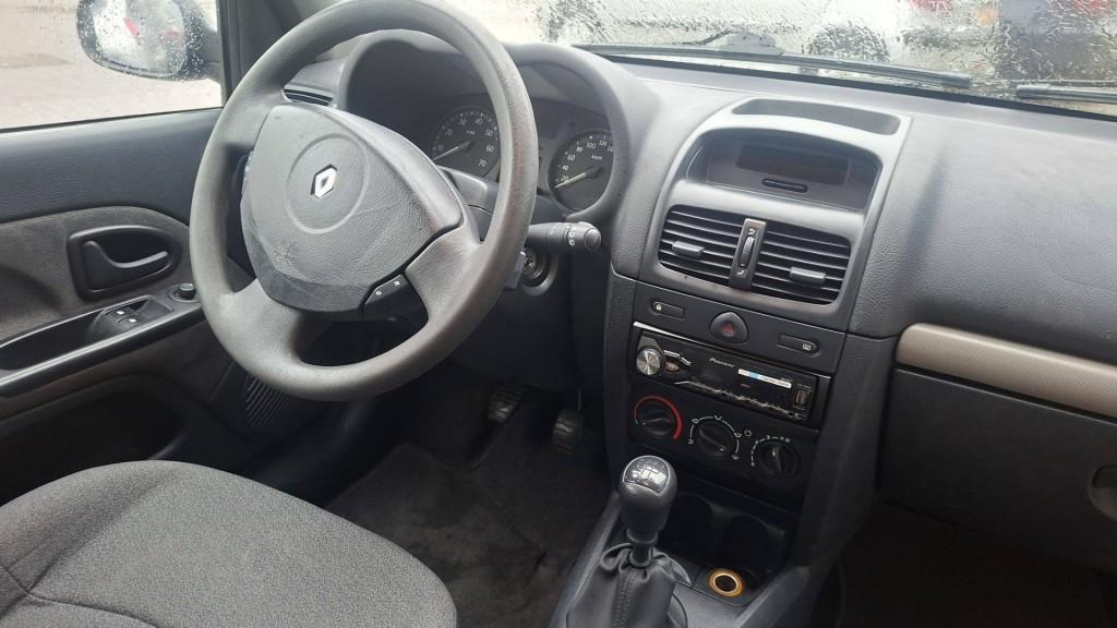 Renault Clio 1.4 16v privilege comfort