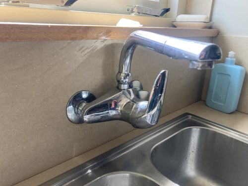 Keuken mengkraan, wandmodel