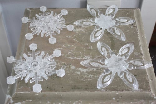Set van 4 transparante wit en glitter kunststof hangers