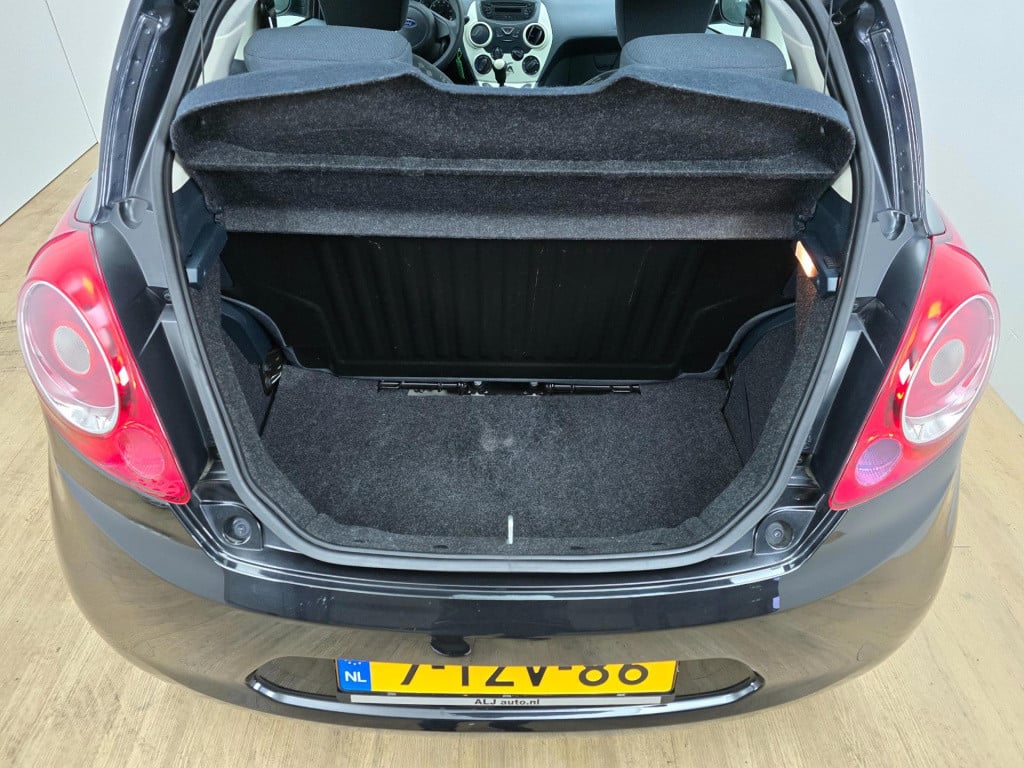Ford KA occasion 1.2 style start/stop met airco | leuke uitvoering | tweede