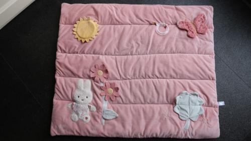 Boxkleed Nijntje Miffy X Little Dutch 80 X 100 cm. Voor €25,00