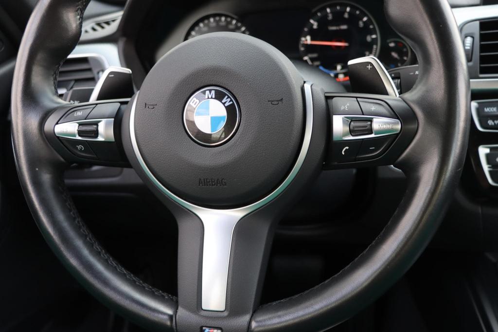BMW 3-serie 320i edition m sport shadow executive 184pk