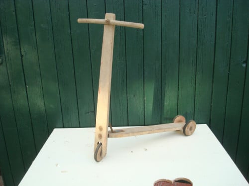 Houten speelgoed step Autopet
