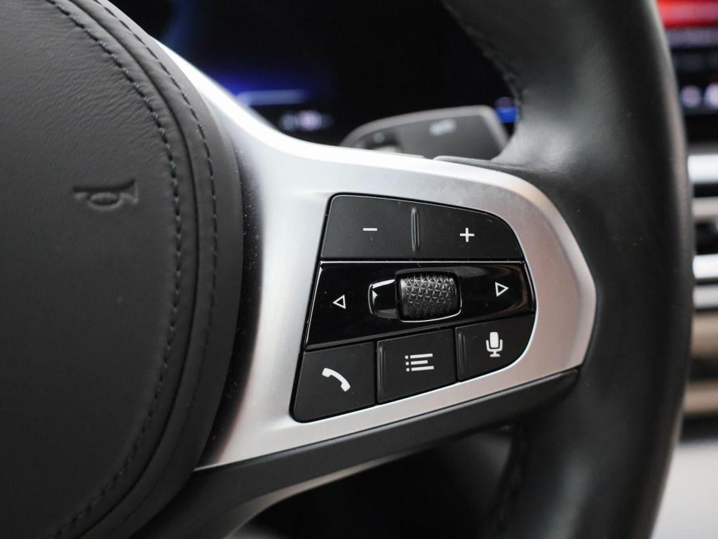 BMW I4 edrive35 m-sport 70 kwh | panoramadak | oyster leder | stoelverwarmi