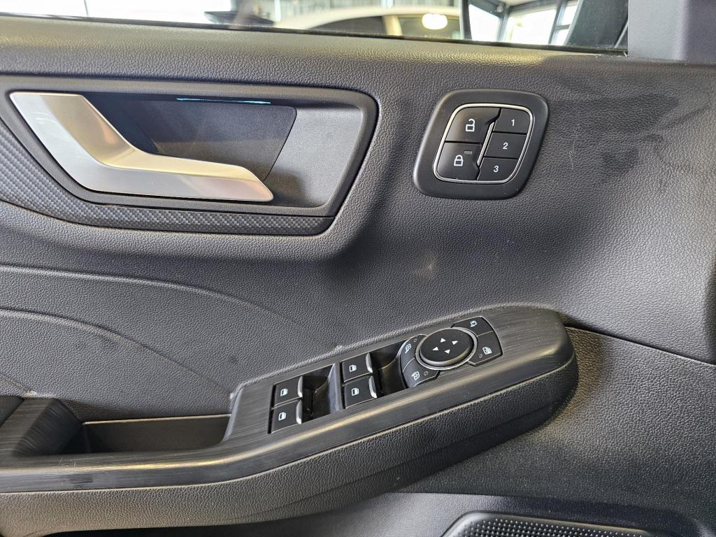Ford Kuga 2.5 phev st-line x