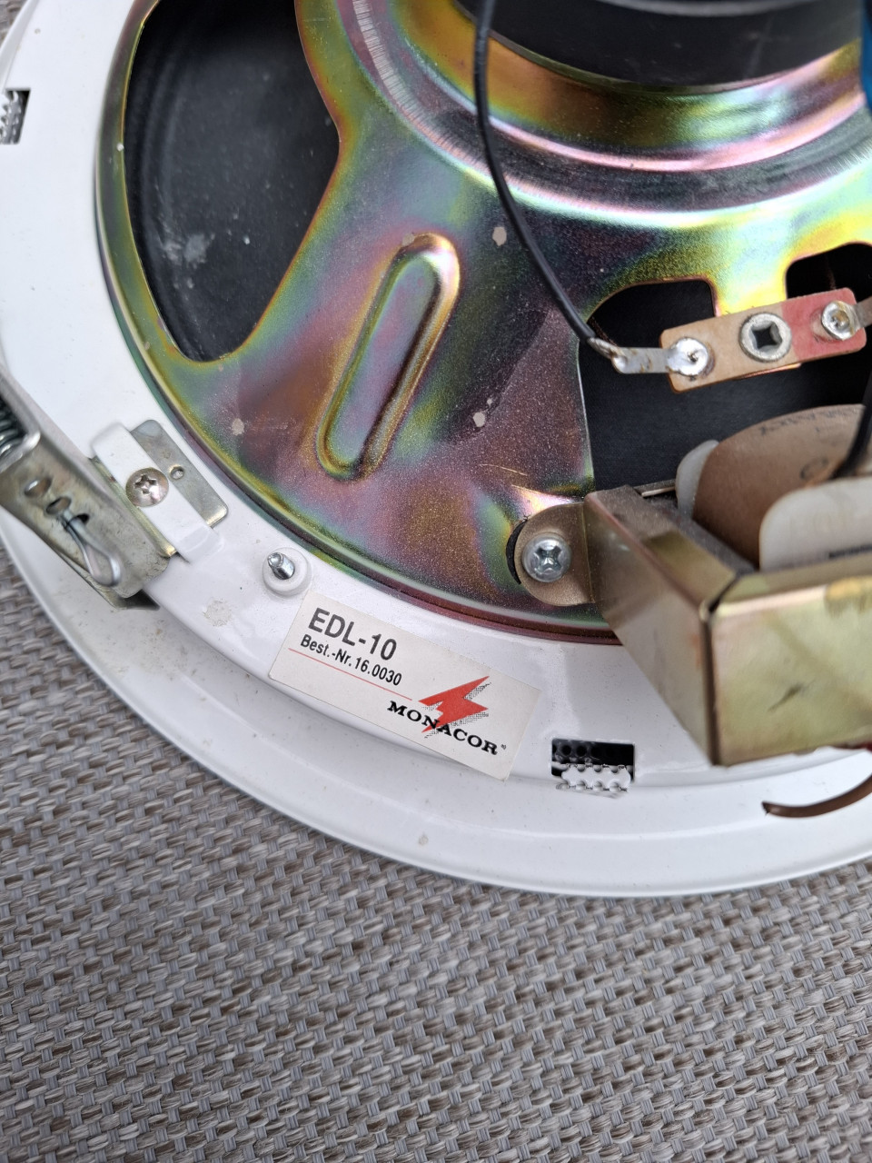 2 x Luidsprekers  voor inbouw in een plafond