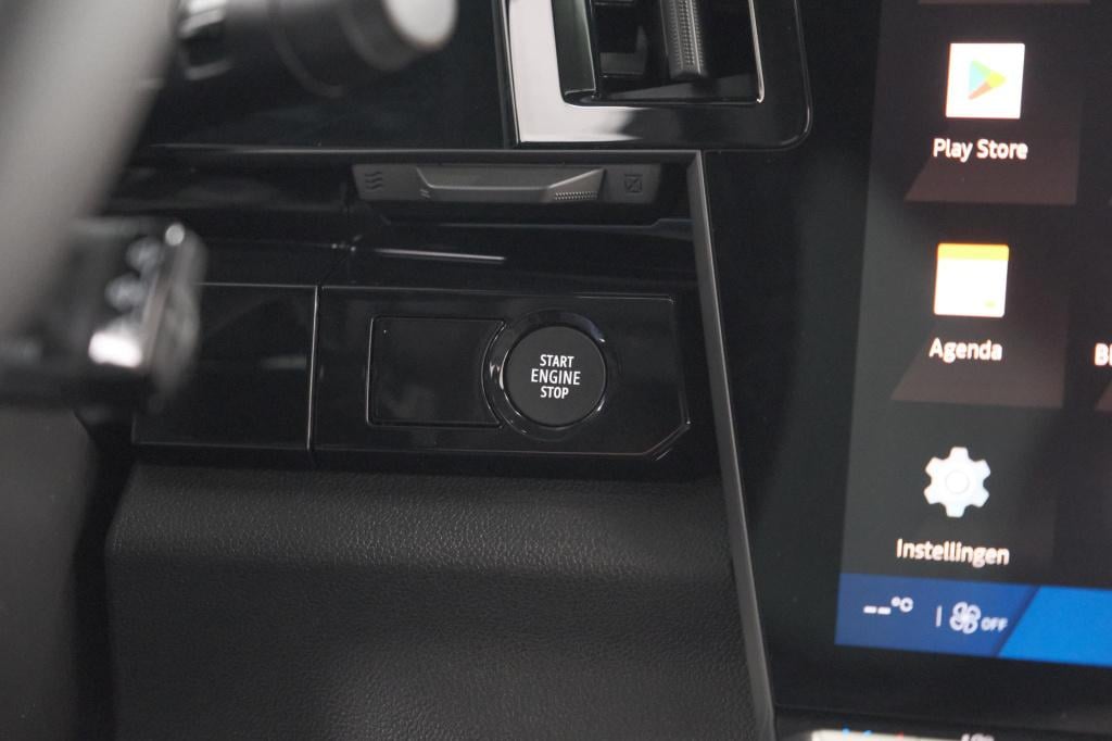 Renault Espace e-tech full hybrid 200 techno 7p. | camera | adaptieve cruis