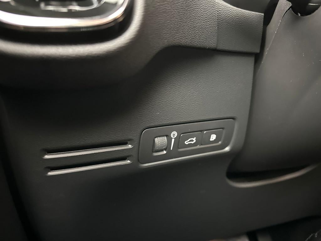 Volvo XC40 t5 262pk recharge inscription| panodak| adap.cruise| 360camera|