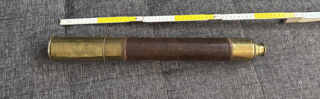 Antieke messing telescoop