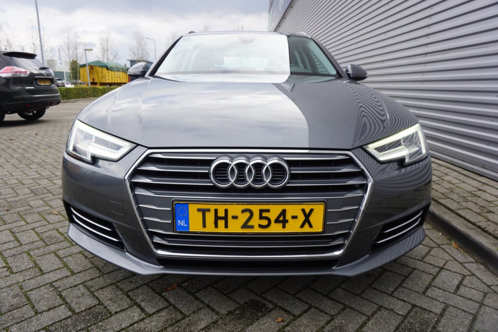 Audi A4 avant 2.0 tdi sport lease edition climate / navi / cruise / parkeer