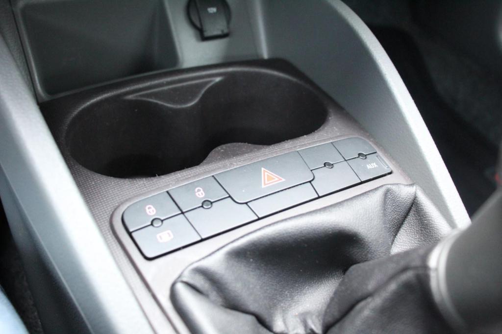 Seat Ibiza 1.2 reference 5drs - airco - lichtmetaal - dis. ketting v.v. - m