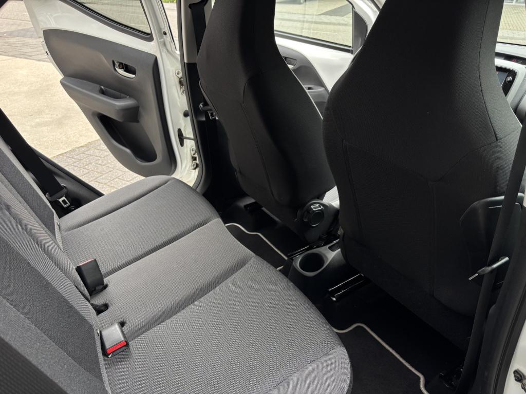 Toyota Aygo 1.0 vvti x-joy/camera/carplay/climate-control