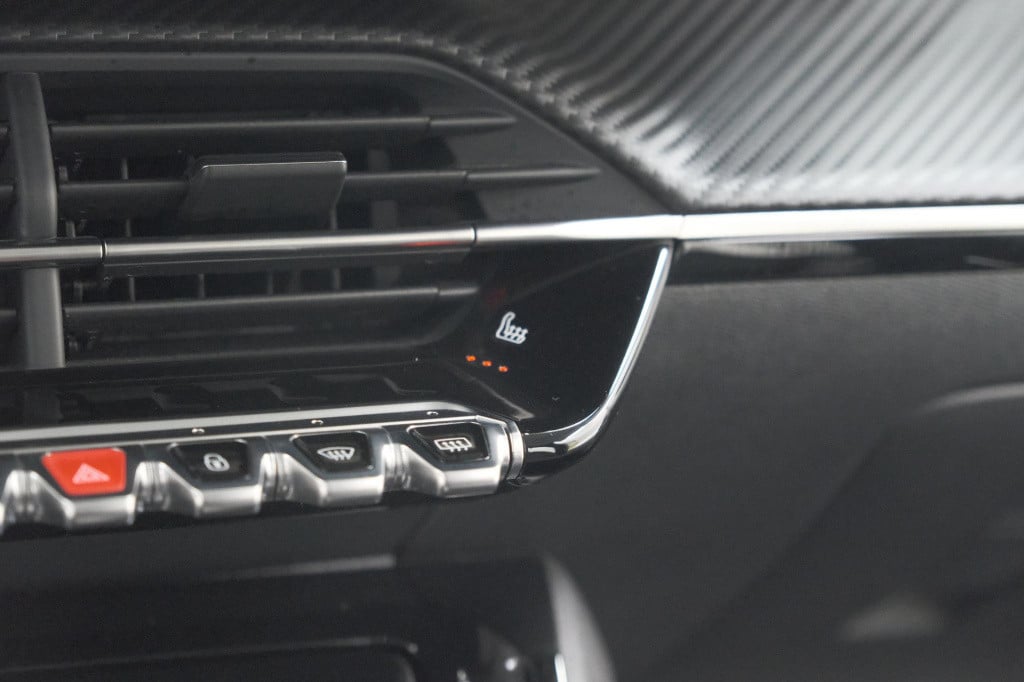 Peugeot 208 ev allure 50 kwh | stoelverwarming | apple carplay | parkeersen