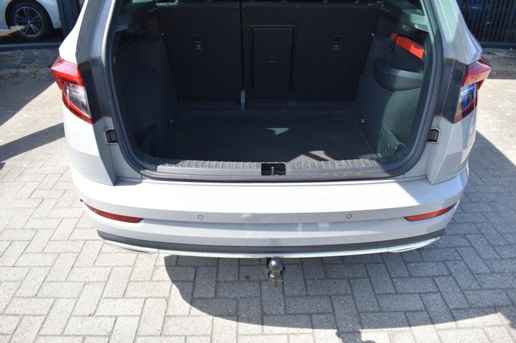 Skoda Karoq 1.5 tsi act sportline | trekhaak | adaptieve cruise controle | 