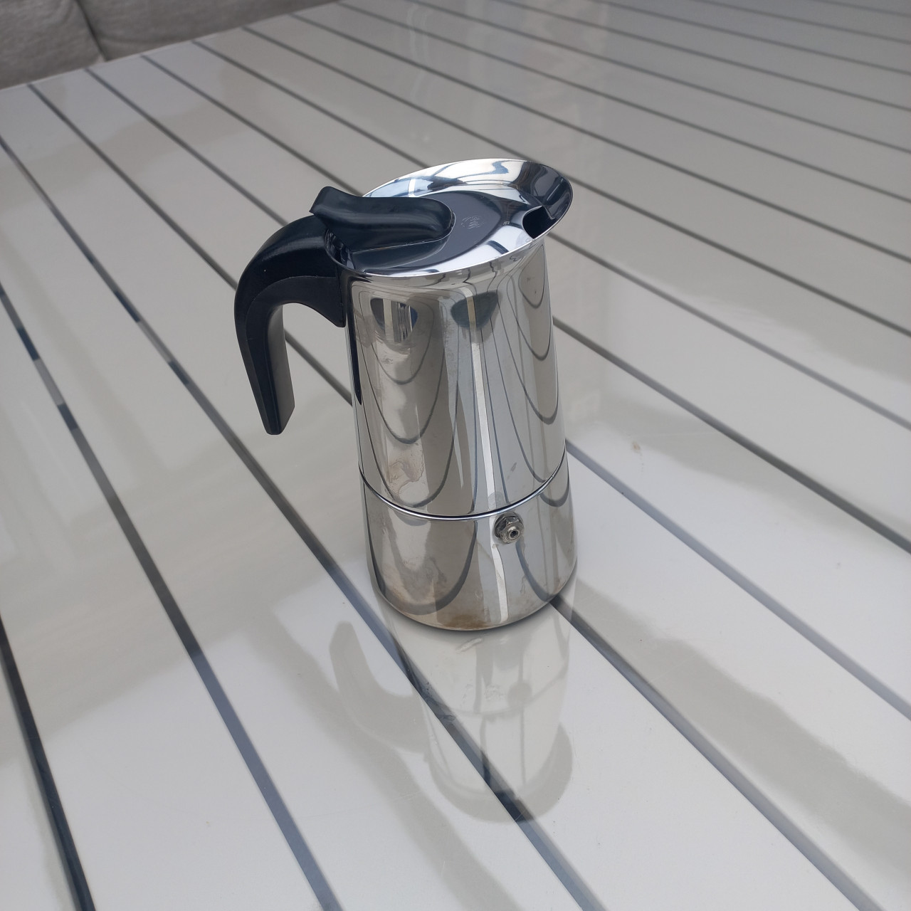 Vintage Italiaanse beroemde inox grote Moka koffiezetapparaat van DE