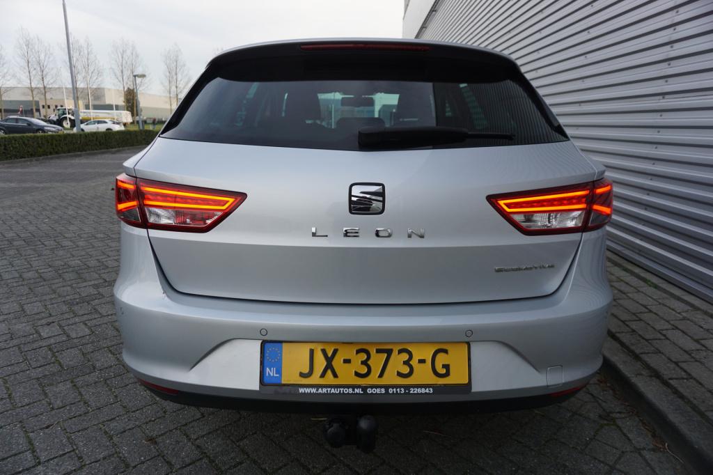 Seat Leon st 1.0 ecotsi style connect climate / navi / cruise / camera / pa