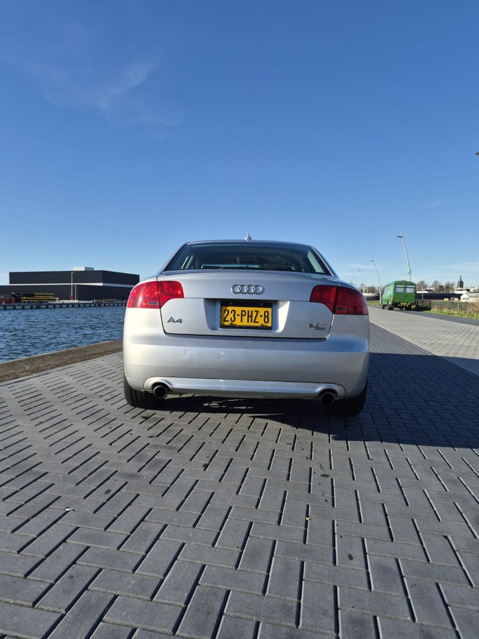 2008 Audi A4 B7 2.0 TFSI Quattro sedan (USA)