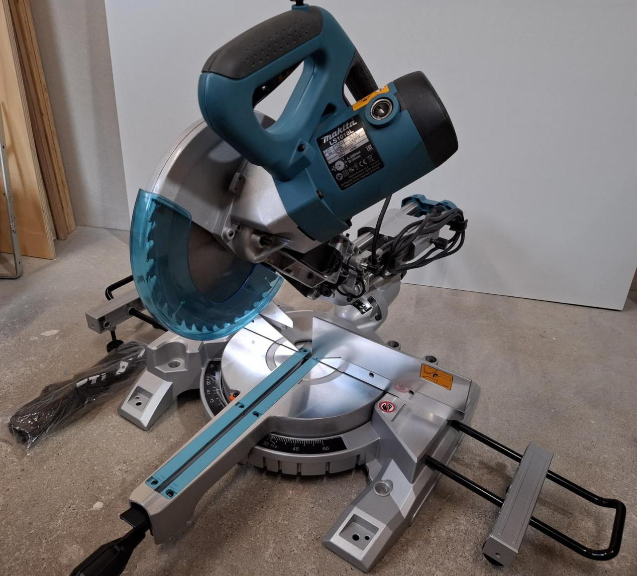 Makita LS1018L - afkortzaag
