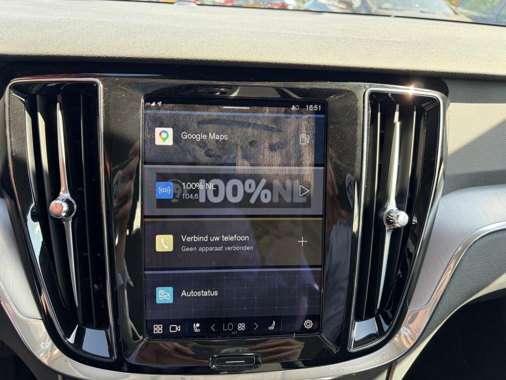 Volvo V60 2.0 b3 essential edition | trekhaak | winterpack