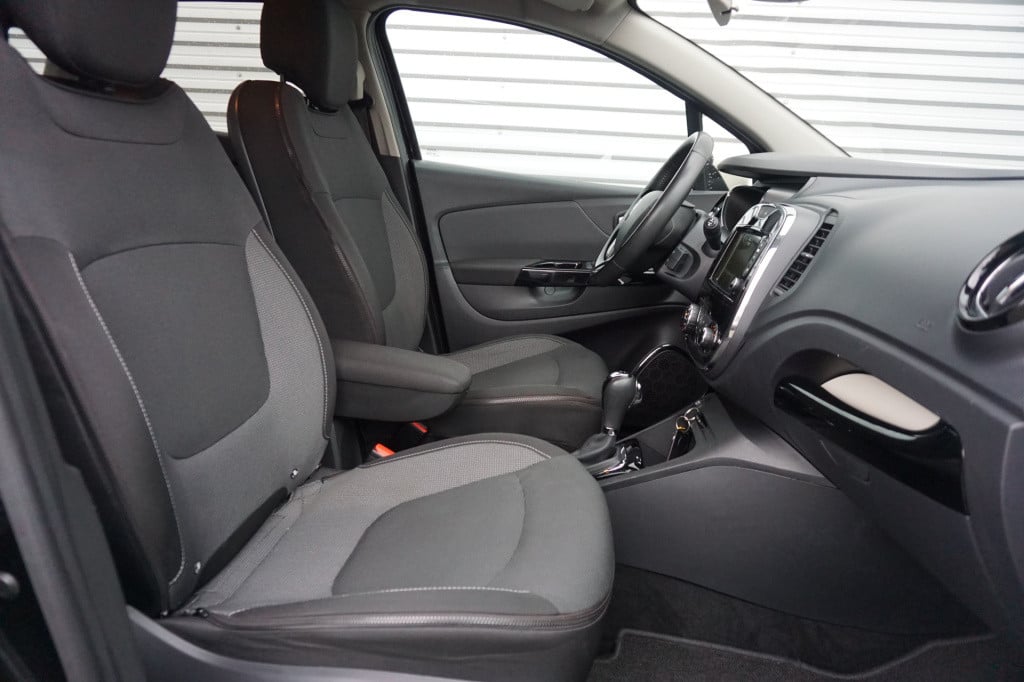 Renault Captur 1.2 tce dynamique automaat - airco / navi / cruise / parkeer