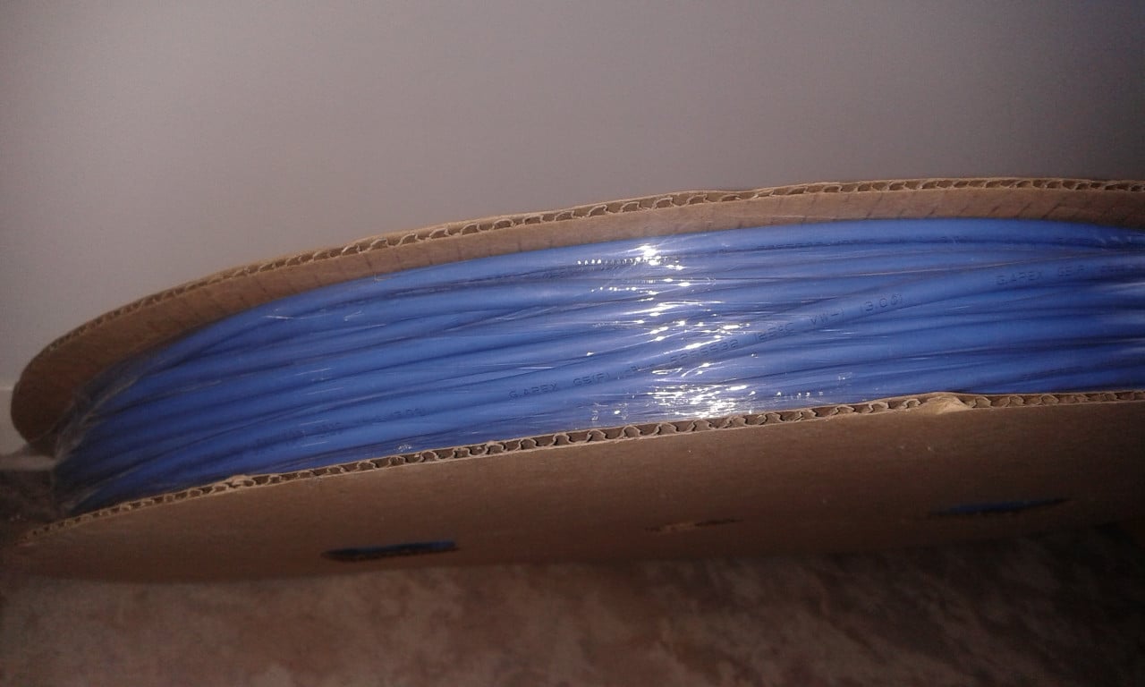 Heb nog wat krimpkous in verschillende maten en kleuren.