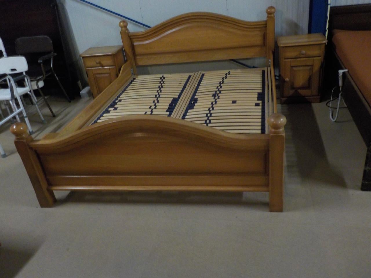 Massief blank eiken ledikant 160 x 200 cm +2 verstelbare bodems + 2 kastjes