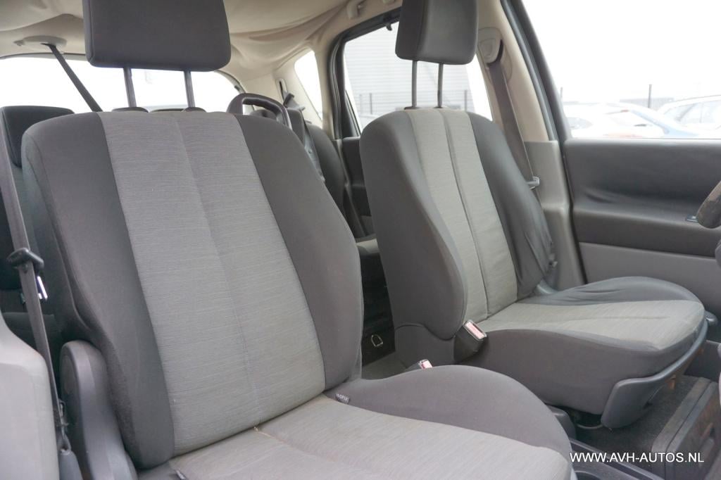 Renault Scenic 1.6-16v expression basis