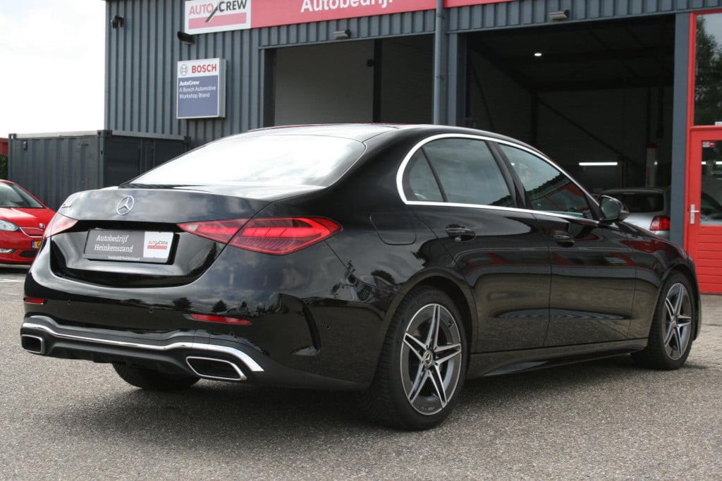 Mercedes-Benz C-Klasse 200 amg line