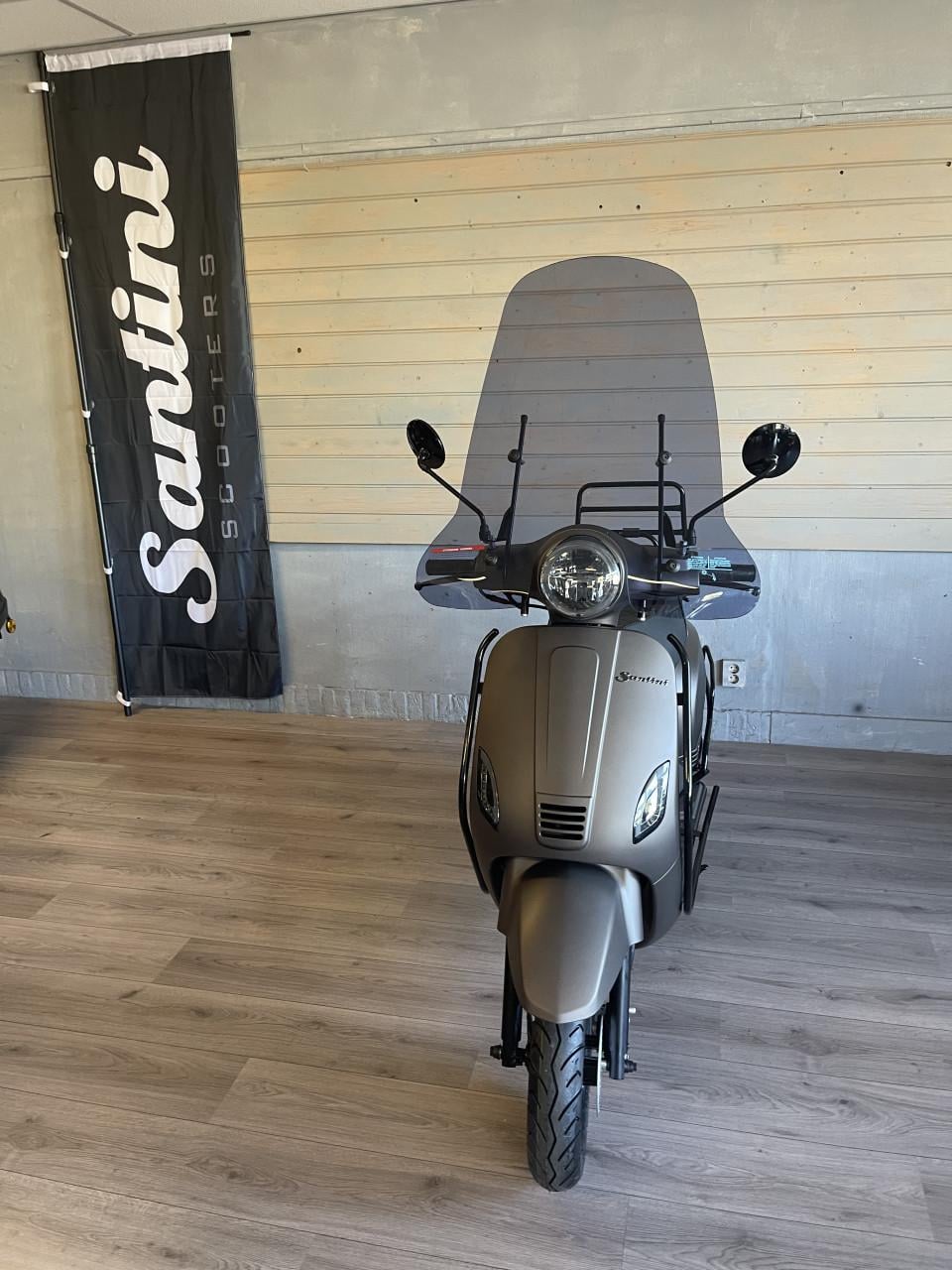 Scooterpromo Goes | Grote voorraad nieuwe SANTINI scooters