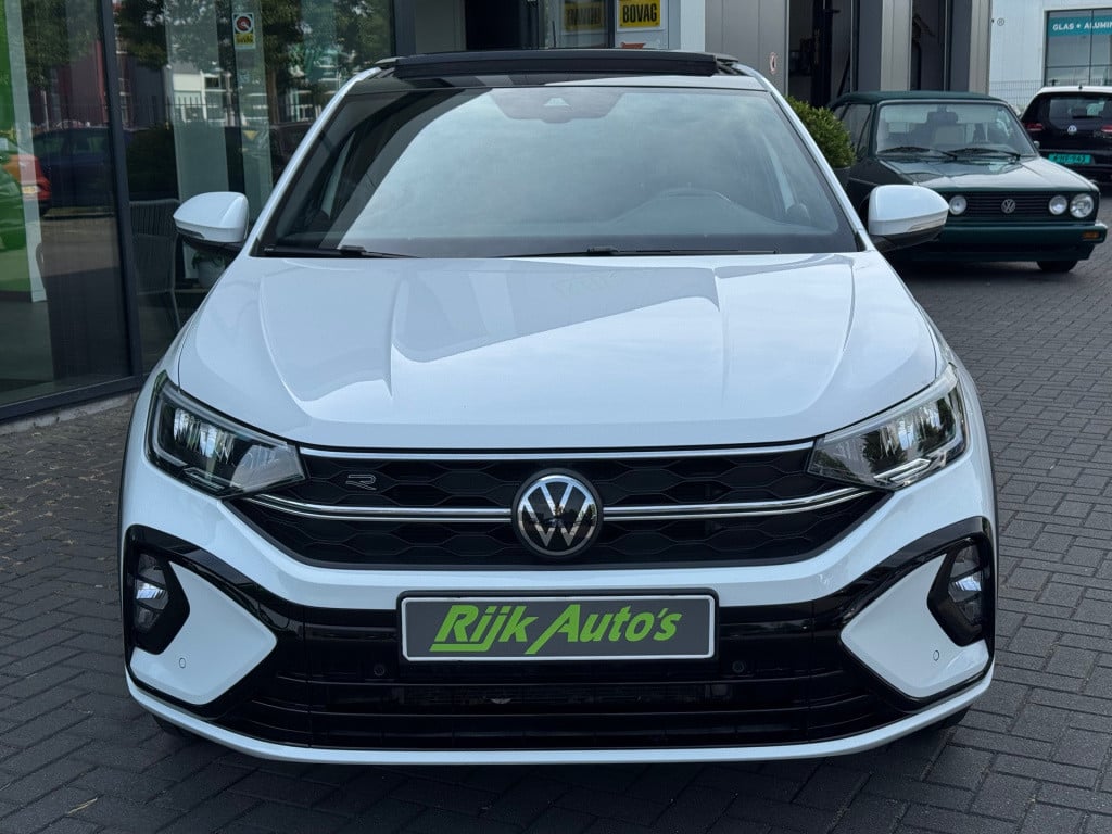 Volkswagen Taigo 1.0 tsi r-line * panoramadak * virtual cockpit * led * pdc