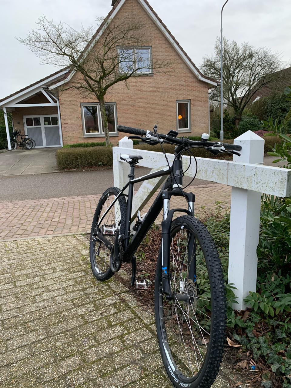 Cube aim 29 inch mountainbike