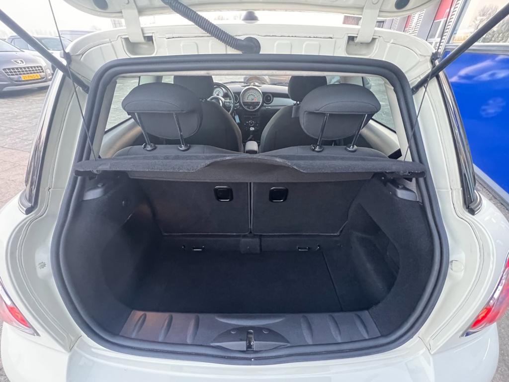 Mini One mini 1.6 minimalist business line, airco, lm-velgen enz.