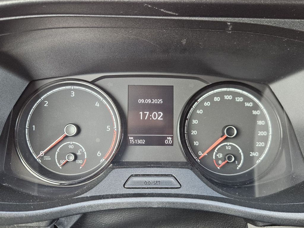 Volkswagen Transporter caravelle 2.0 tdi l2h1 | 9 pers. | pdc | cruisec.