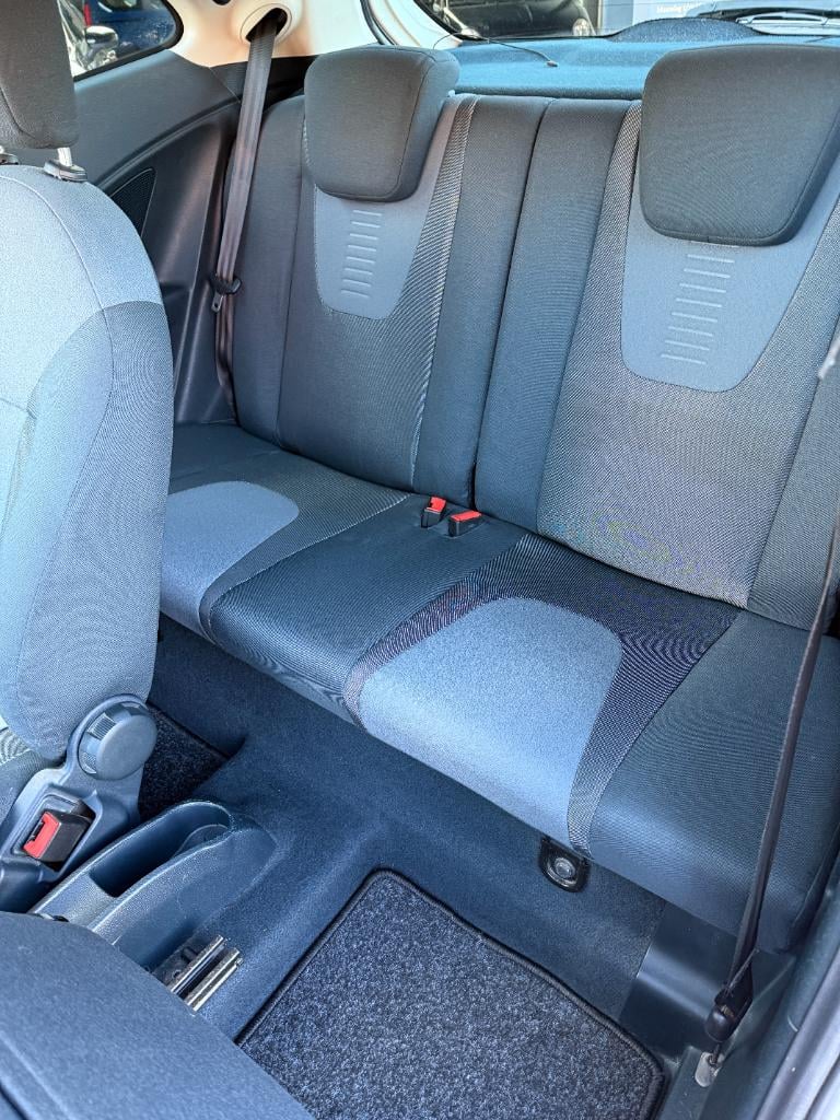 Ford KA 1.2 titanium - airco - 1e eigenaar