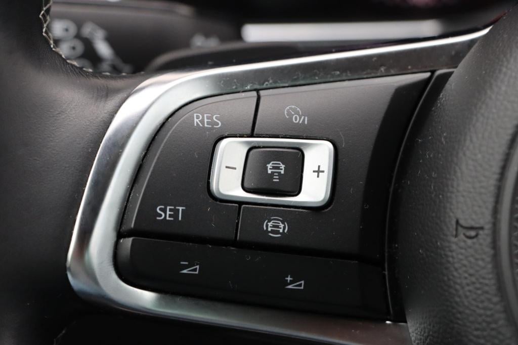 Volkswagen Passat variant 1.5 tsi highline business r 150pk dsg7