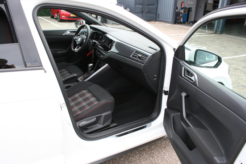 Volkswagen Polo 2.0 tsi gti