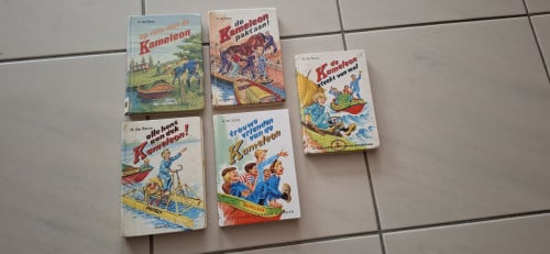 5 boekjes van de kameleon