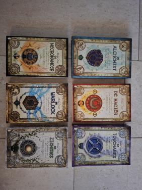 De geheimen van Nicolas Flamel, Michael Scott