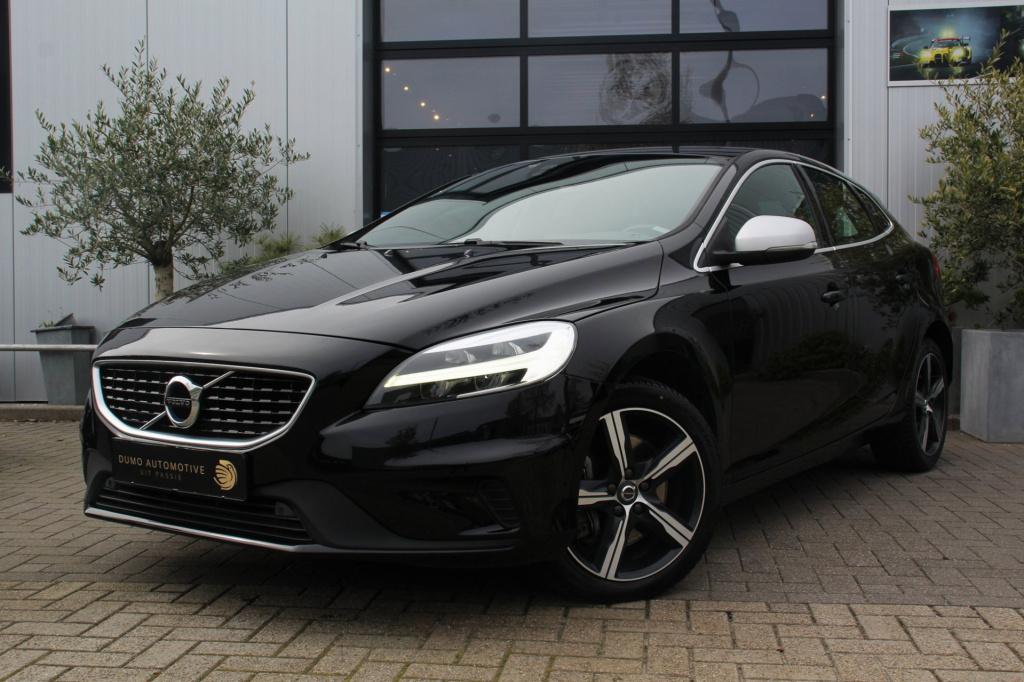 Volvo V40 1.5 t2 r-design automaat - leder/alcantara - led - navi - pdc + c