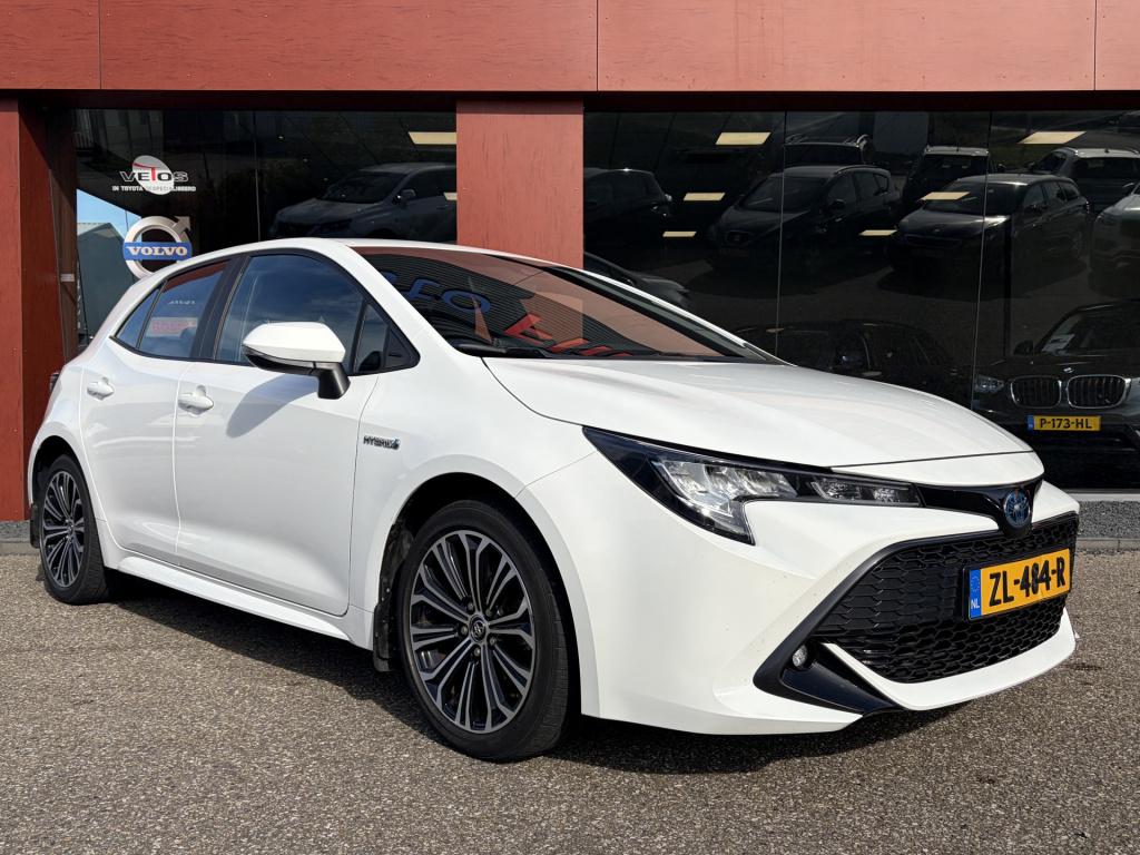 Toyota Corolla 1.8 hybrid first edition