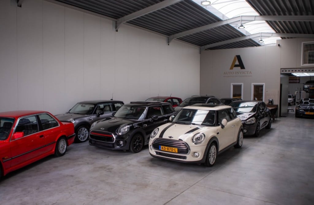 Mini One 1.6 malist - pano - nieuwe koppeling