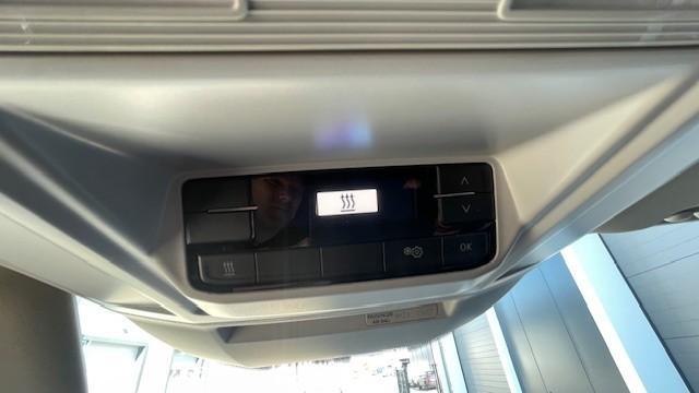 Volkswagen Crafter 2.0 tdi 141pk l3h3 euro6 airco